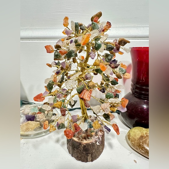 Home crystal tree gold leaf wire bends with semi precious stones 8 inch tall - Picture 6 of 12